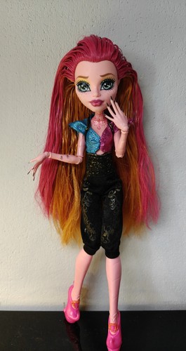 2012 mattel original gigi - 2012,