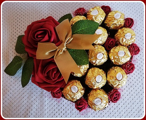 Ferrero rocher pralinen - ferrero,