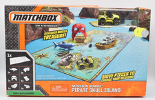 Matchbox Superfast Play Set on a Mission Pirate Skull Island. MBX Explorers. OVP