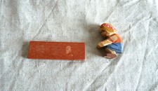 alte Holzfigur Mädchen -   Emil Helbig Grünhainichen Erzgebirge