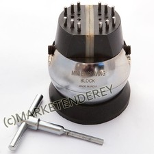 GRAVIERKUGEL, 84mm Durchmesser, incl. Kunststoffständer, Nagelneu!