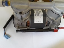 Thomas Kompressor/Vakuumpumpe Model 2450AUU44-980