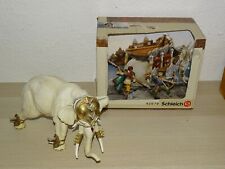 Schleich  Kampfelefant mit Aufsatz und Figuren*