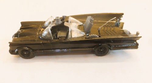 Corgi 267 batmobile 1982 - batmobile,