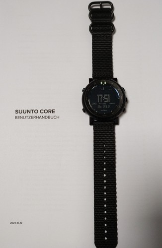 Suunto core alpha stealth - core,