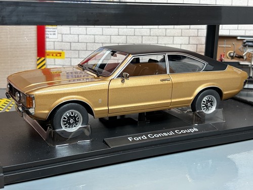 Boxed touring ford - touring,