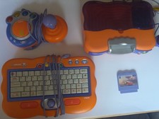 Vtech V.Smile Lernkonsole mit Joystick, Tastatur und 1 Spiel