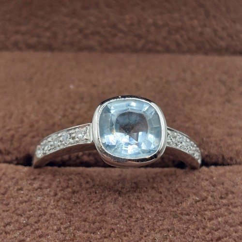 Ring aus 585 weisgold mit - aus,