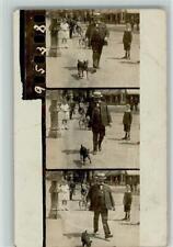 12086558 - Stereo Bilder 1928 AK Mit dem Hund Gassi gehen Hunde