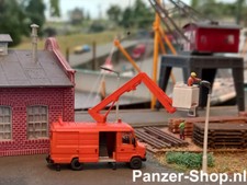 Mercedes-Benz T2 709D