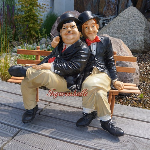 Dick und doof auf bank - und,
