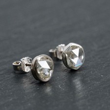 Antike Solitär Ohrstecker