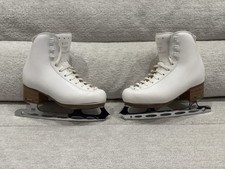 Professionelle Schlittschuhe