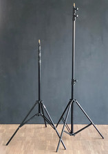 2 Stck. Multiblitz/Manfrotto Alustativ 004 B, leichtes, stabiles Stativ