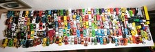400 Spielzeugautos Hot Wheels