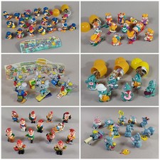 64 Kinder Überraschungseier