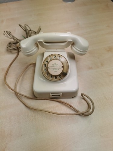 Wählscheibentelefon - w, 49
