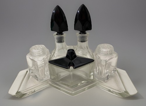 Art deco bauhaus menage - art,