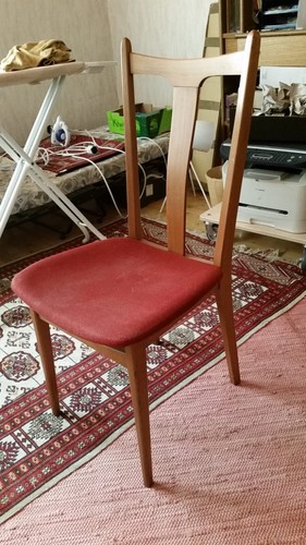 Gleiche stühle im - 2,