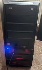 Kompletter Gaming PC, inkl. 24" Monitor, Tastaur, Maus und Lautsprecher 