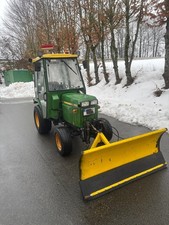 kommunal Traktor mit