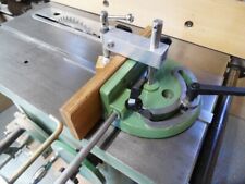 Wadkin/Startrite Tischkreissäge Gehrungslehre mit Niederhalter. Sedgewick, Sagar.