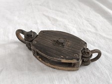 Alte nautische Umlenkrolle