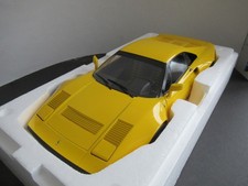 Modellautos 1:12 KK Scale