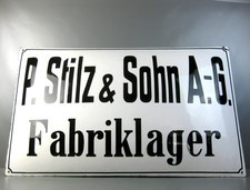 großes altes Emailschild P