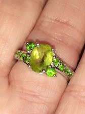 Silberring mit Peridot und