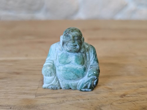 Buddha aus jade - jade, jadeit