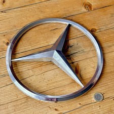 Alter Mercedes Logo Stern