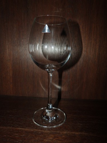 Rotweingläser vino by - di,