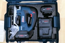 Bosch GST 18V-155 BC Stichsäge, Set mit 2x Akkus, Ladegerät, unbenutzt