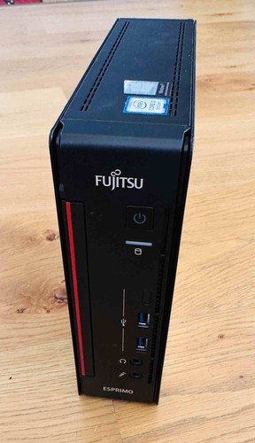Fujitsu q558 intel - pc,
