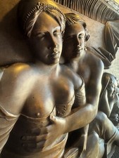 Antikes Großes Holzrelief