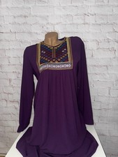 Zerde Kleid Kraftan lila mit Stickerei Grösse 42