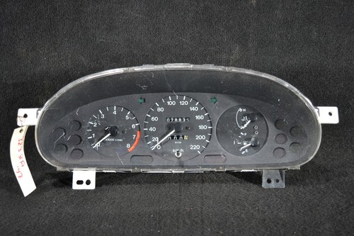 Mazda 323 kombiinstrument - ba,