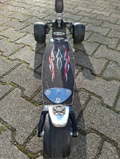 Kickboard-Monsters, von Micro