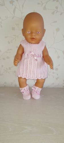 Handgestrickte puppenkleidung - handgestrickte,