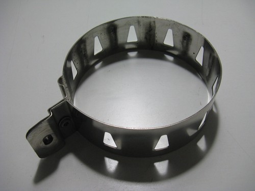 Auspuff-Endtopf-Halter