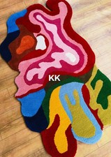 Unregelmäßiger Teppich in