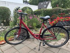 Stylisches rotes Damenfahrrad,  Raleigh Devon 7 In Top-Zustand