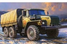 Zvesda Ural 4320 Russische
