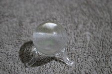 Bergkristall Kugel ca.34mm Edelstein Kugel Natur + Kunstoffständer (2)