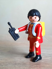 Figur Frau aus Rettungs Hunde