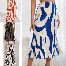 Frauenrock Frühling Geometrie