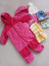 Warmer Schneeanzug Rot/Rosé gestreift, H&M, Gr 92 + Anorak + 3 Mützen 