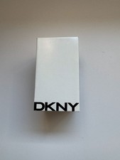 Filigrane DKNY Damenarmbanduhr