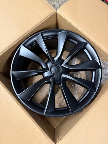 Neue felgen für tesla - 20'',